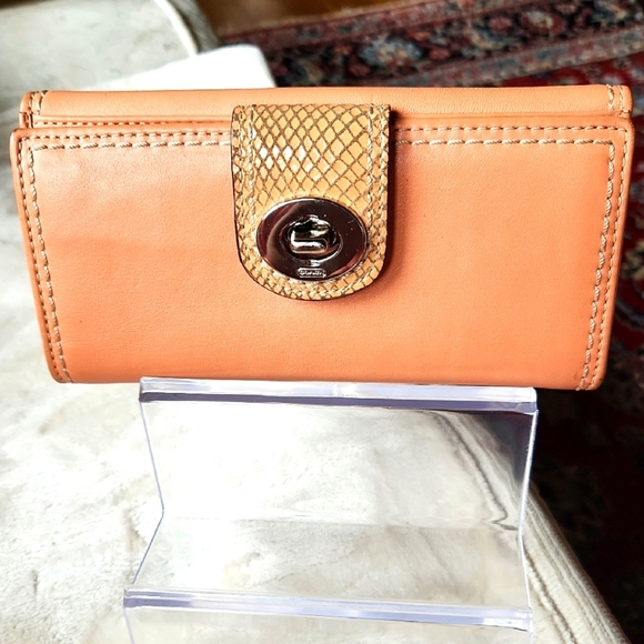 Coach Tan Leather Wallet with Textured Center and Metal Accent - Picture 1 of 6